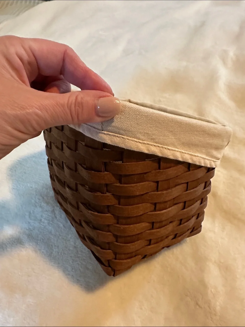 Longaberger Natural Brown Woven Storage Basket with Cream Liner and protector